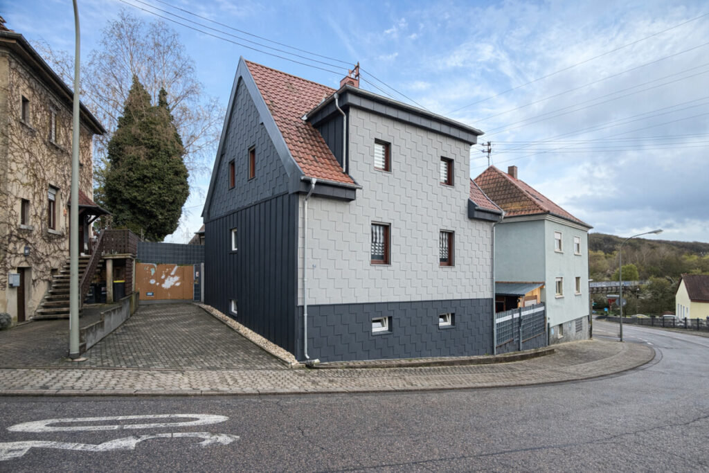 Straßenansicht