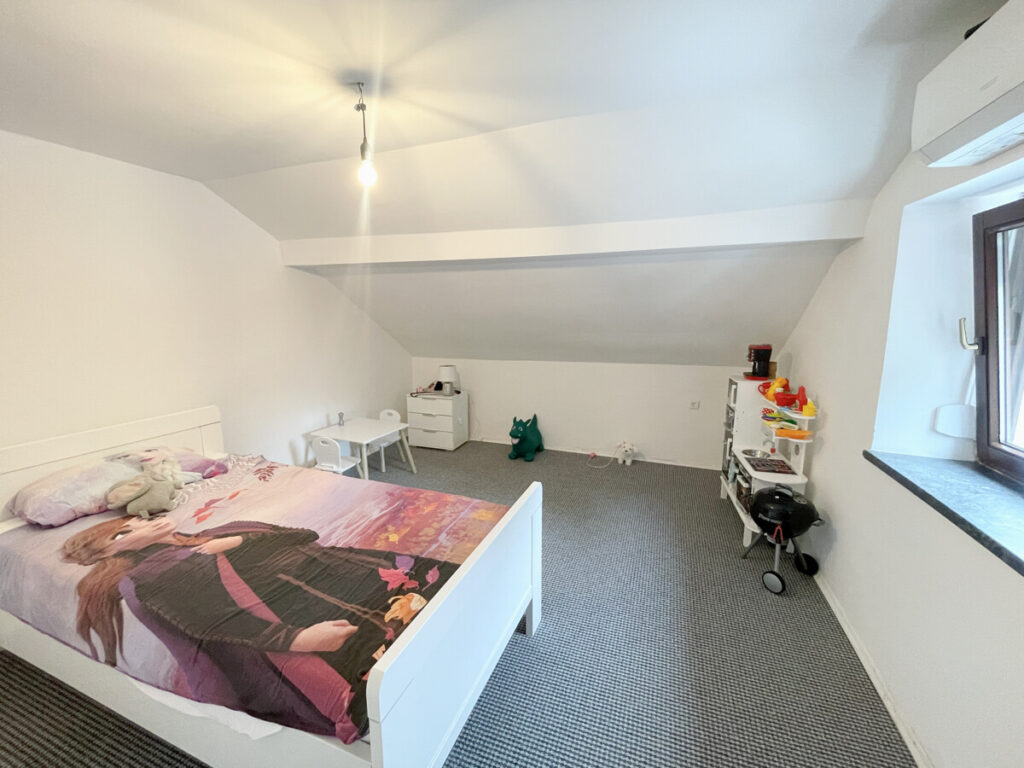 Schlafzimmer OG